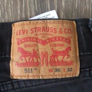 Levis 511 36x32 Black